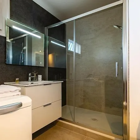 Le Rouge - Close To Bsb Daire Dijon