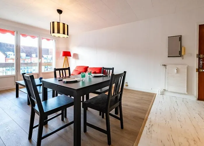 Le Rouge - Close To Bsb *