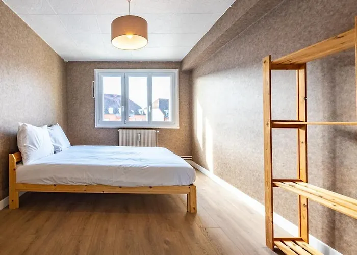 Le Rouge - Close To Bsb Appartamento Digione